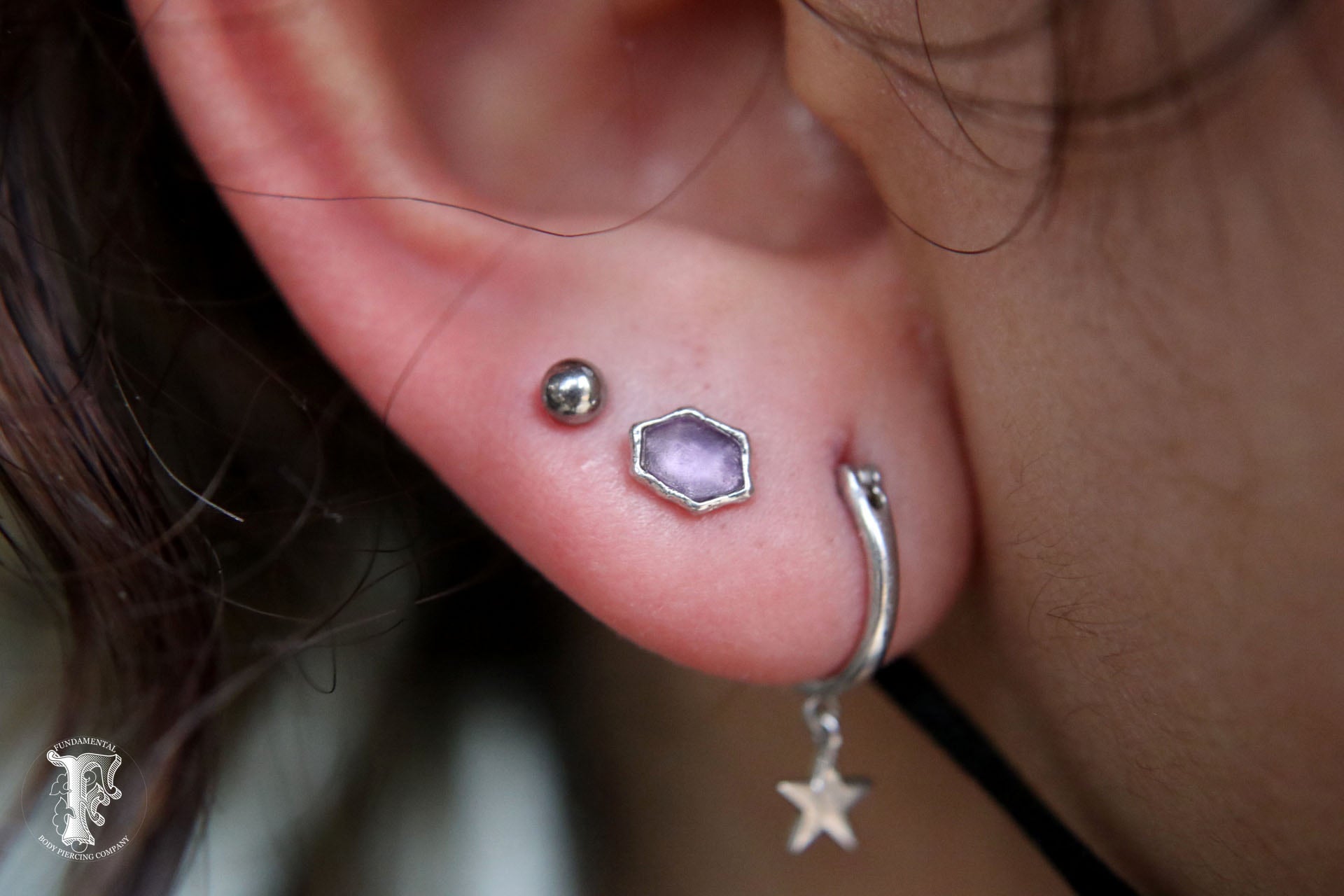 Ameri UND SEQUINS VOLUME PIERCE
